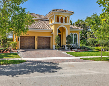 8256 Bradford Way - Photo Thumbnail 8