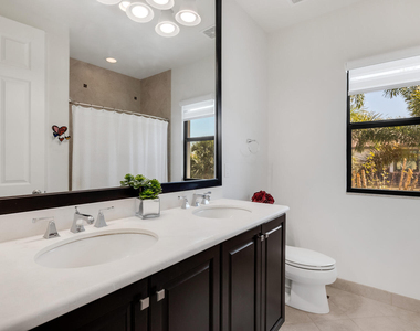 8256 Bradford Way - Photo Thumbnail 33