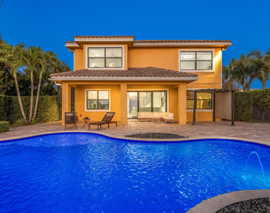 8256 Bradford Way - Photo Thumbnail 57