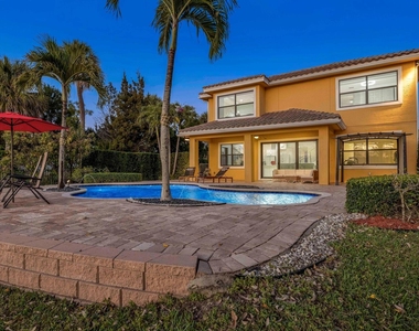 8256 Bradford Way - Photo Thumbnail 58