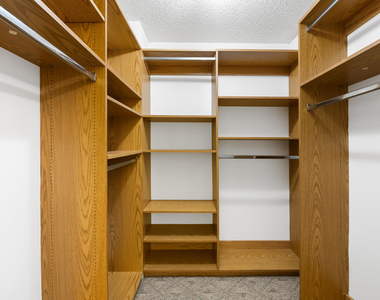 3051 N Course Drive - Photo Thumbnail 22