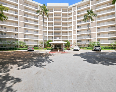 3051 N Course Drive - Photo Thumbnail 2