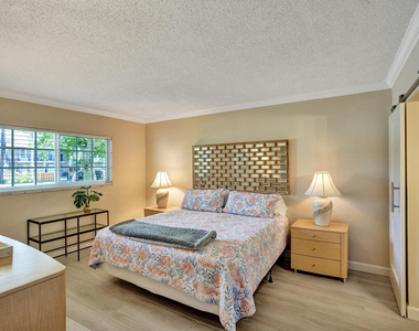2866 Ne 30th Street - Photo Thumbnail 26