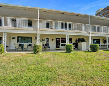 2866 Ne 30th Street - Photo Thumbnail 10