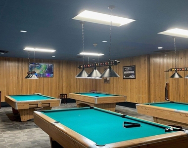 193 Lakeview Drive - Photo Thumbnail 22