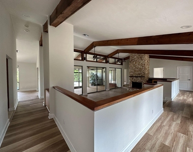 7243 Encina Lane - Photo Thumbnail 4