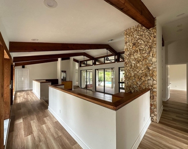 7243 Encina Lane - Photo Thumbnail 3