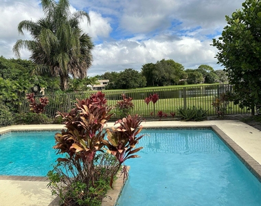 7243 Encina Lane - Photo Thumbnail 27