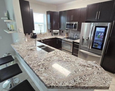 6878 Nw 33rd Street - Photo Thumbnail 7