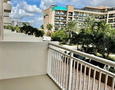 133 N Pompano Beach Boulevard - Photo Thumbnail 14