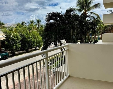 133 N Pompano Beach Boulevard - Photo Thumbnail 15
