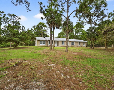 16932 Okeechobee Boulevard - Photo Thumbnail 3