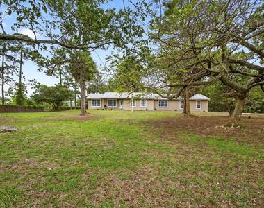 16932 Okeechobee Boulevard - Photo Thumbnail 4