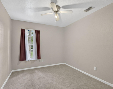 16932 Okeechobee Boulevard - Photo Thumbnail 27