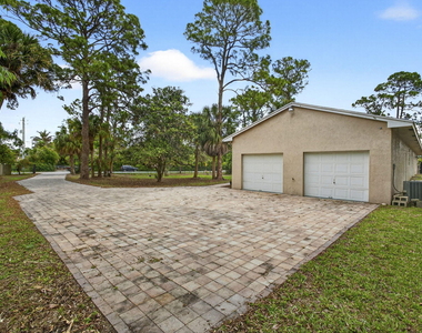 16932 Okeechobee Boulevard - Photo Thumbnail 8