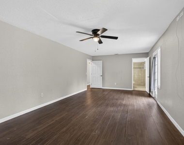 16932 Okeechobee Boulevard - Photo Thumbnail 32