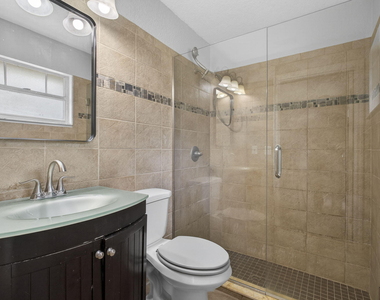 16932 Okeechobee Boulevard - Photo Thumbnail 36