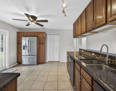 16932 Okeechobee Boulevard - Photo Thumbnail 23