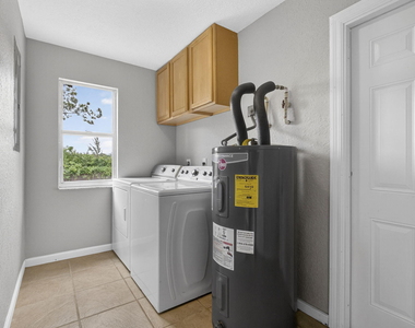 16932 Okeechobee Boulevard - Photo Thumbnail 43