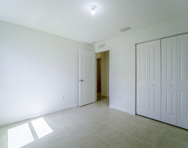 788 Worlington Lane - Photo Thumbnail 12