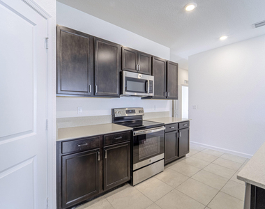 788 Worlington Lane - Photo Thumbnail 9