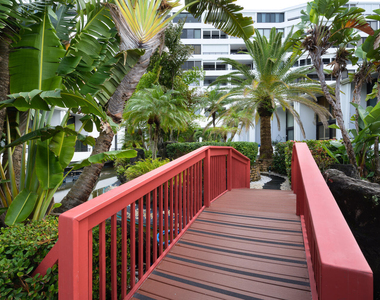 3589 S Ocean Boulevard - Photo Thumbnail 13