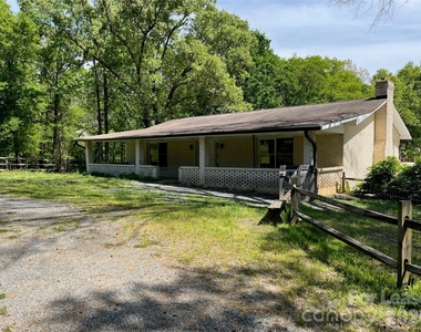 8737 Whippoorwill Lane - Photo Thumbnail 2