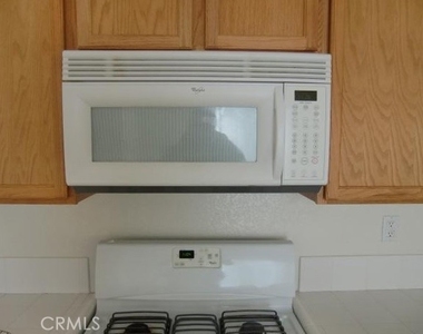 13637 Copper Street - Photo Thumbnail 2