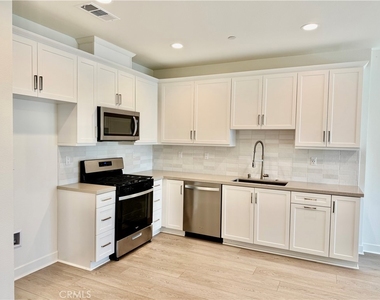 4231 S Hollyhock Paseo - Photo Thumbnail 4
