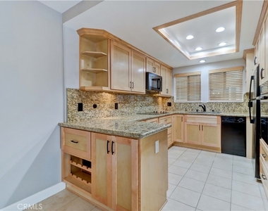 661 Avenida Sevilla - Photo Thumbnail 10