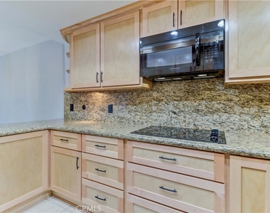 661 Avenida Sevilla - Photo Thumbnail 13