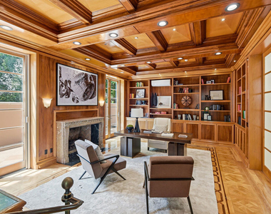 407 Robert Lane - Photo Thumbnail 3
