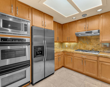 24 Columbia Drive - Photo Thumbnail 24