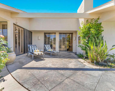 24 Columbia Drive - Photo Thumbnail 6