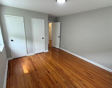 320 S Broadway - Photo Thumbnail 13