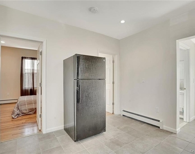 304 Tower Avenue - Photo Thumbnail 3