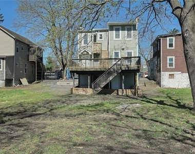 304 Tower Avenue - Photo Thumbnail 17
