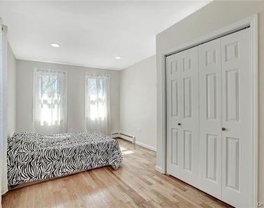 304 Tower Avenue - Photo Thumbnail 12