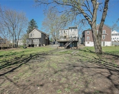 304 Tower Avenue - Photo Thumbnail 19