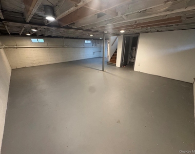 1 Allen Street - Photo Thumbnail 13