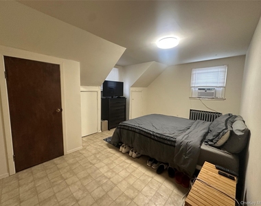 63 Wolfle Street - Photo Thumbnail 4