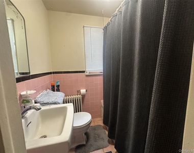 63 Wolfle Street - Photo Thumbnail 5