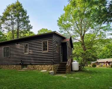 11 Locust Drive - Photo Thumbnail 20