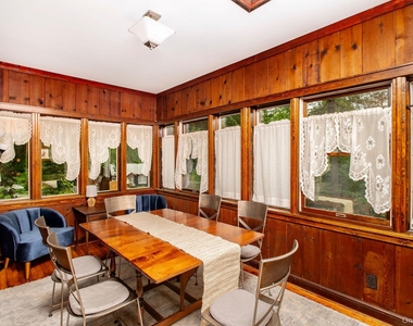 11 Locust Drive - Photo Thumbnail 10