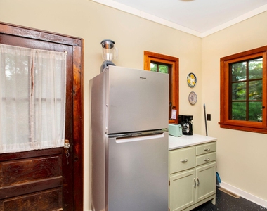 11 Locust Drive - Photo Thumbnail 13