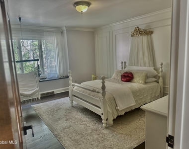 9 Oak Brook Boulevard - Photo Thumbnail 26