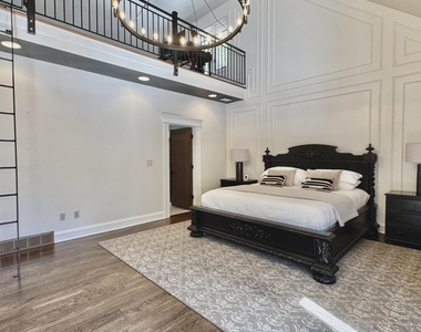 9 Oak Brook Boulevard - Photo Thumbnail 15