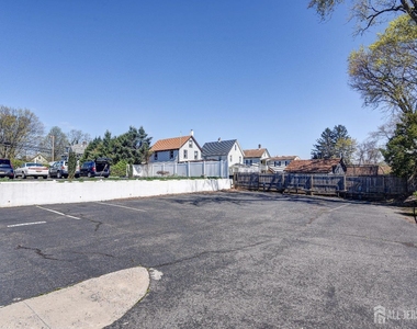 167 N Main Street N - Photo Thumbnail 18