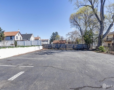 167 N Main Street N - Photo Thumbnail 19