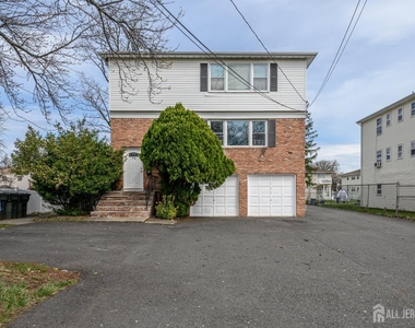 796 Inman Avenue - Photo Thumbnail 2